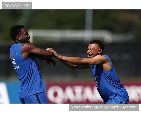 世界杯法国与塞内加尔比赛海报创意展示及比赛前瞻分析 世界杯法国与塞内加尔比赛海报创意展示及比赛前瞻分析